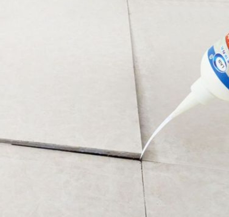 二七瓷砖空鼓维修公司分享卫生间瓷砖脱落的原因可能有以下几点